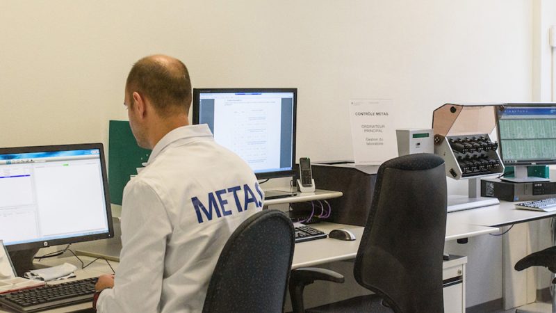 8-Bai-kiem-tra-cua-chung-nhan-METAS-Master-Chronometer-5