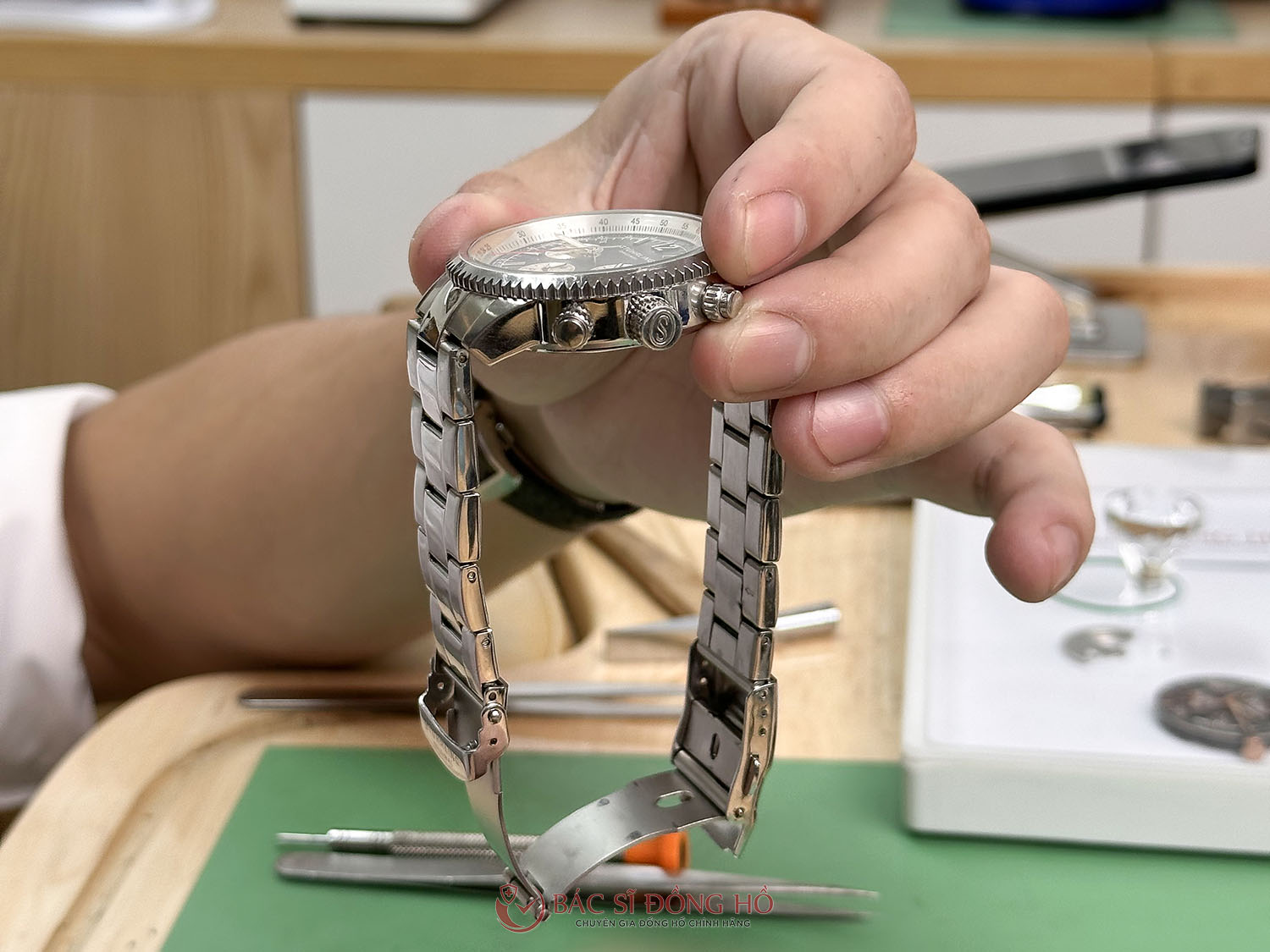 Cat mat rut day dong ho - kiem tra day deo