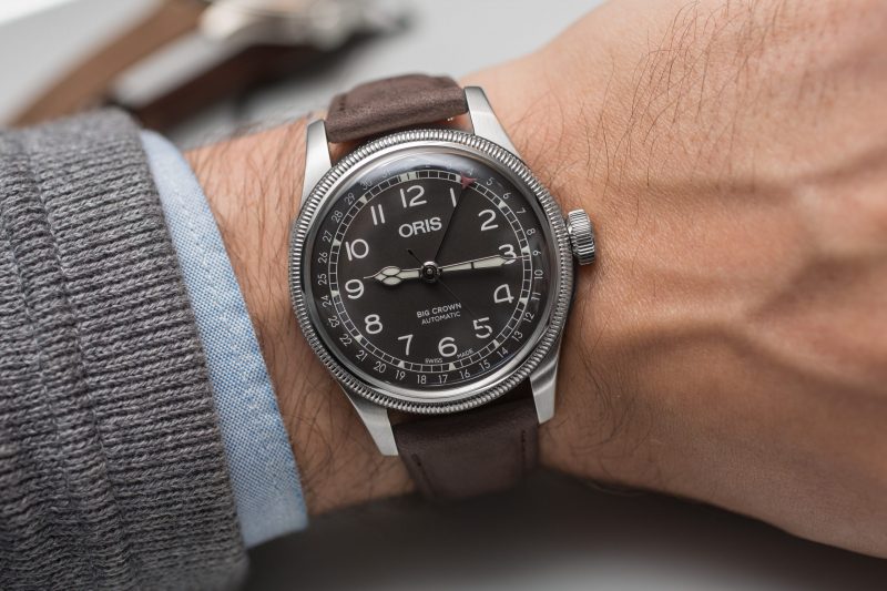 Phan-biet-chi-tiet-10-loai-lich-dong-ho-deo-tay-3-scaled